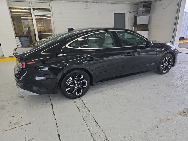 Pre-Owned 2025 Hyundai Sonata SEL - photo - 5