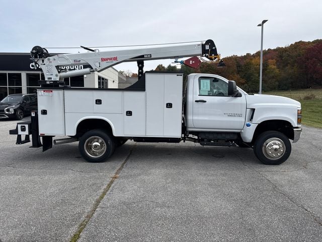 New 2024 Chevrolet Silverado 6500HD - photo - 5