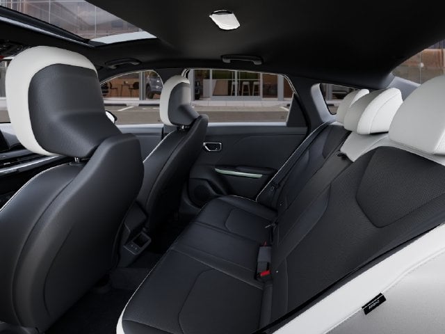 New 2026 Kia K4 GT-Line - photo - 17