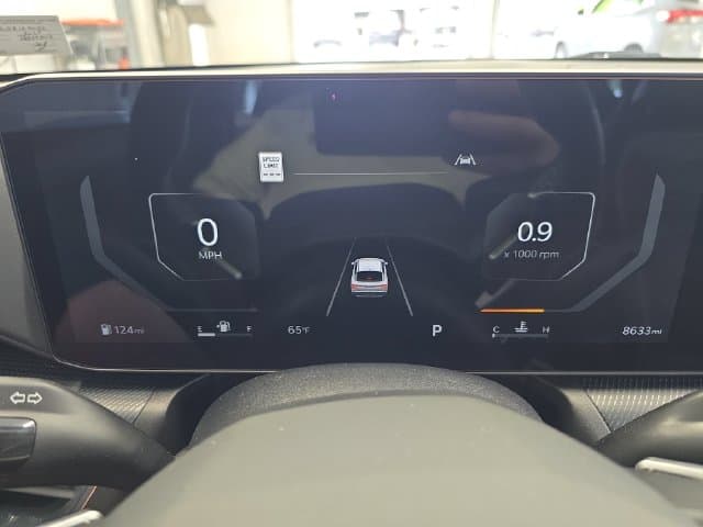 Pre-Owned 2025 Kia K4 GT-Line - photo - 16
