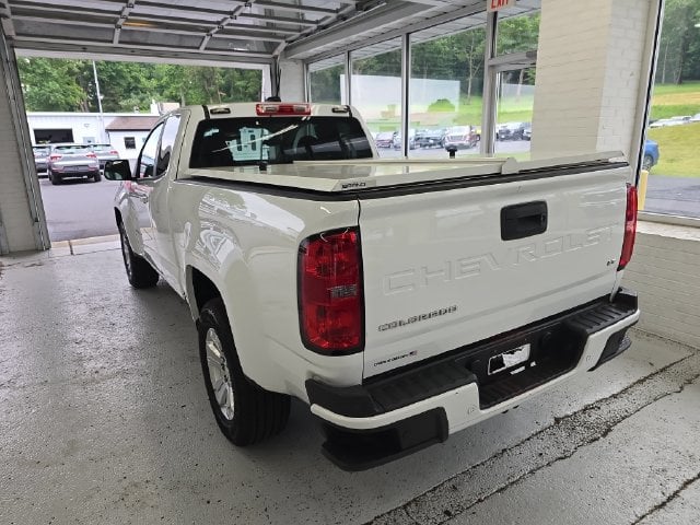Pre-Owned 2022 Chevrolet Colorado LT - photo - 2