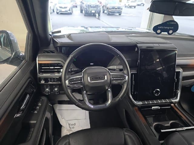 Pre-Owned 2025 GMC Yukon Denali - photo - 11