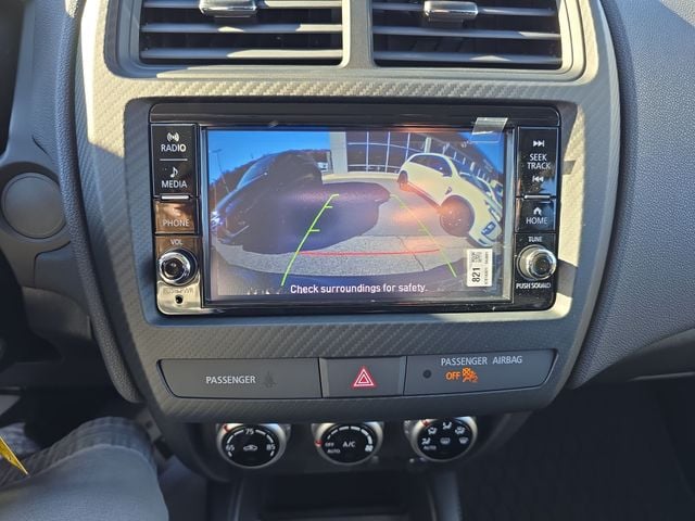 Pre-Owned 2025 Mitsubishi Outlander Sport 2.0 ES - photo - 14