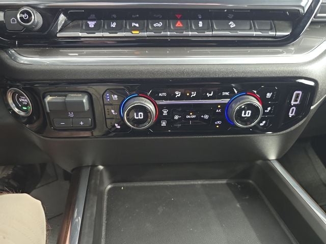 Pre-Owned 2025 Chevrolet Silverado 2500HD High Country - photo - 20