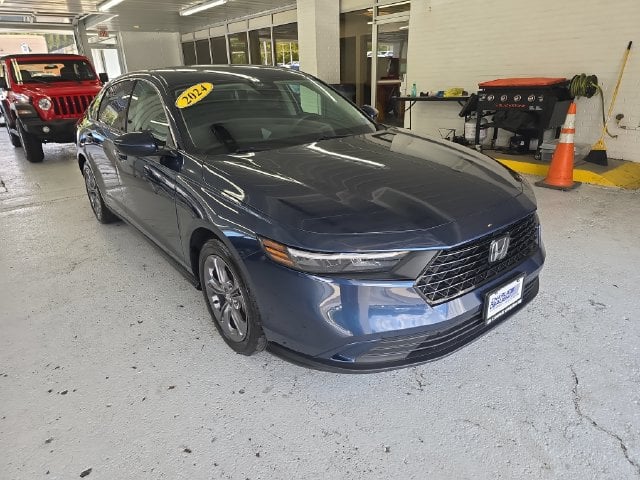 Pre-Owned 2024 Honda Accord EX - photo - 6