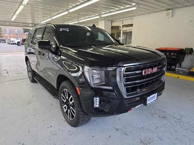 Pre-Owned 2023 GMC Yukon AT4 - photo - 6