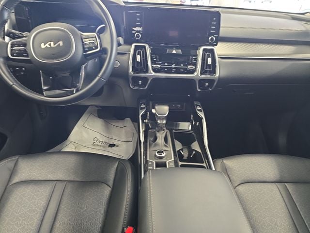 Pre-Owned 2023 Kia Sorento SX - photo - 10