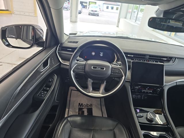 Pre-Owned 2022 Jeep Grand Cherokee L Limited - photo - 11