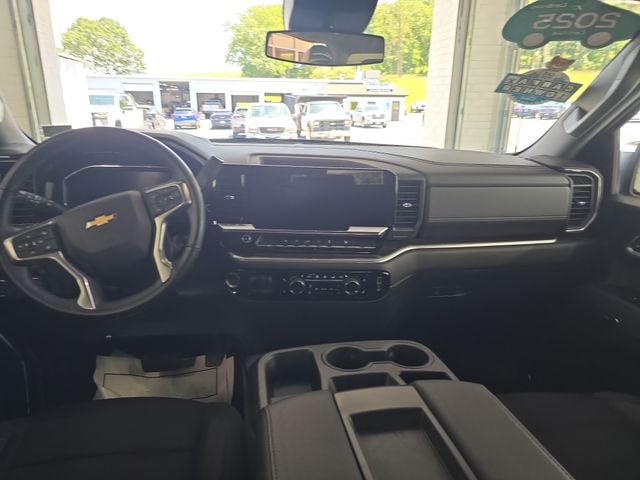 Pre-Owned 2025 Chevrolet Silverado 1500 LT - photo - 10