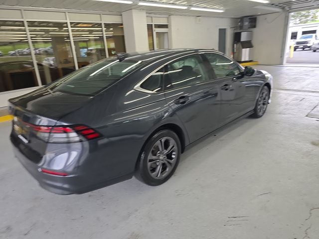 Pre-Owned 2023 Honda Accord EX - photo - 5