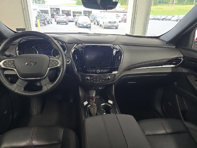 Pre-Owned 2023 Chevrolet Traverse RS - photo - 10
