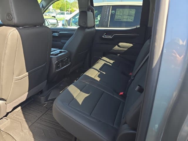 New 2026 GMC Sierra 1500 SLT - photo - 9