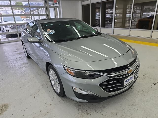 Pre-Owned 2024 Chevrolet Malibu LT - photo - 6