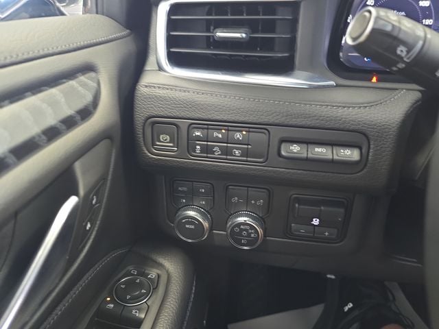 Pre-Owned 2023 GMC Yukon Denali - photo - 21