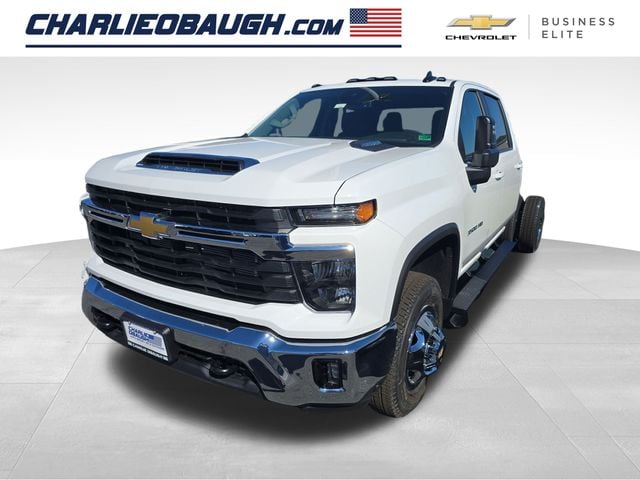 New 2026 Chevrolet Silverado 3500HD LT - photo - 0