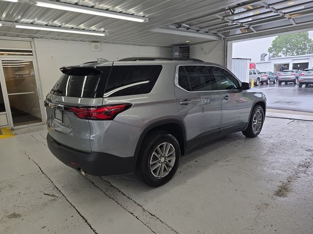 Pre-Owned 2023 Chevrolet Traverse LT - photo - 5