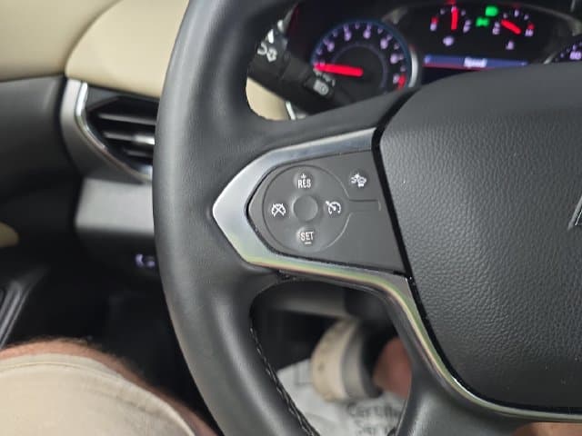 Pre-Owned 2023 Chevrolet Traverse LT - photo - 19