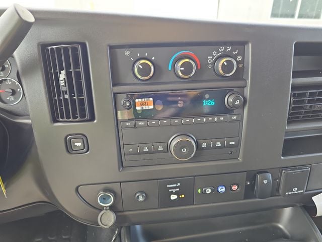 New 2025 GMC Savana Cutaway 4500 4500 Van - photo - 10