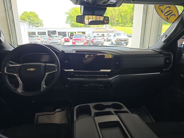 Pre-Owned 2023 Chevrolet Silverado 1500 LT - photo - 10