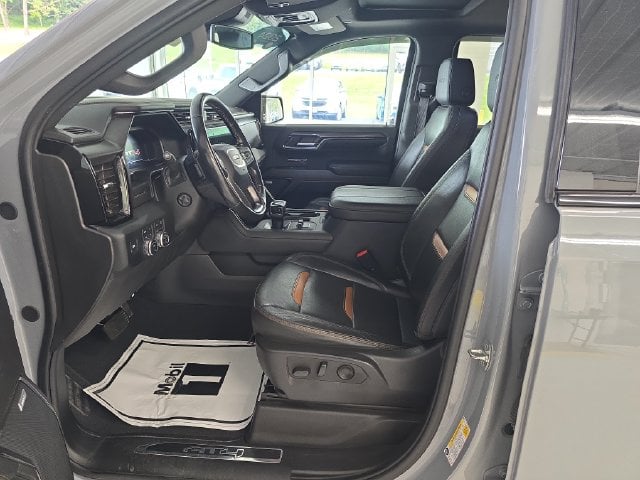 Pre-Owned 2024 GMC Sierra 1500 AT4 - photo - 12