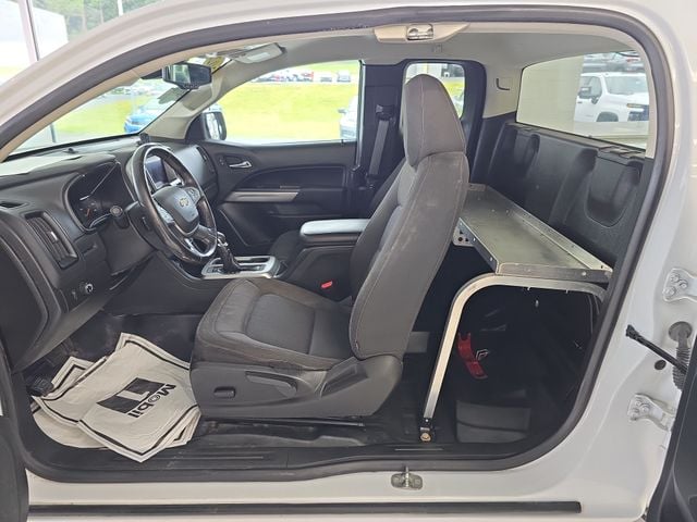 Pre-Owned 2022 Chevrolet Colorado LT - photo - 9