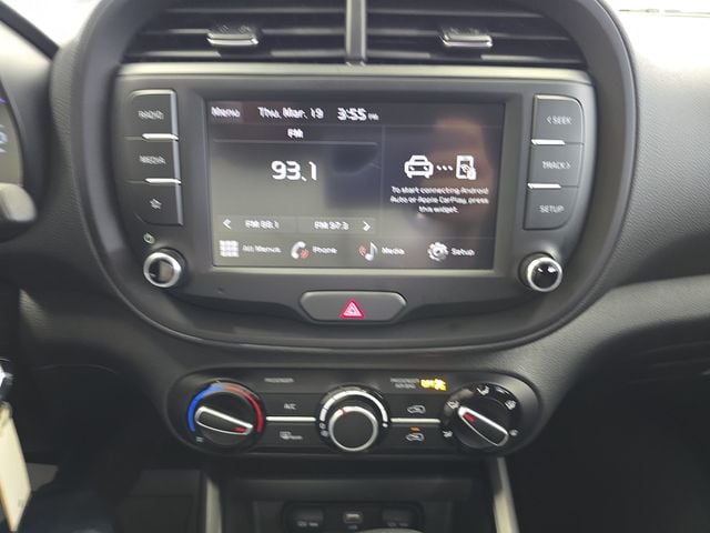 Pre-Owned 2025 Kia Soul LX - photo - 14