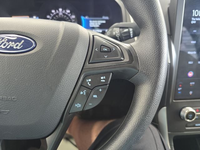 Pre-Owned 2024 Ford Edge SE - photo - 17