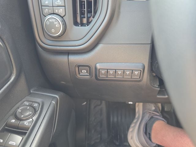 New 2026 Chevrolet Silverado 2500HD Work Truck - photo - 18