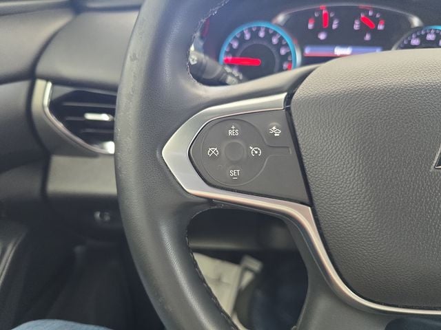 Pre-Owned 2023 Chevrolet Traverse LT - photo - 19