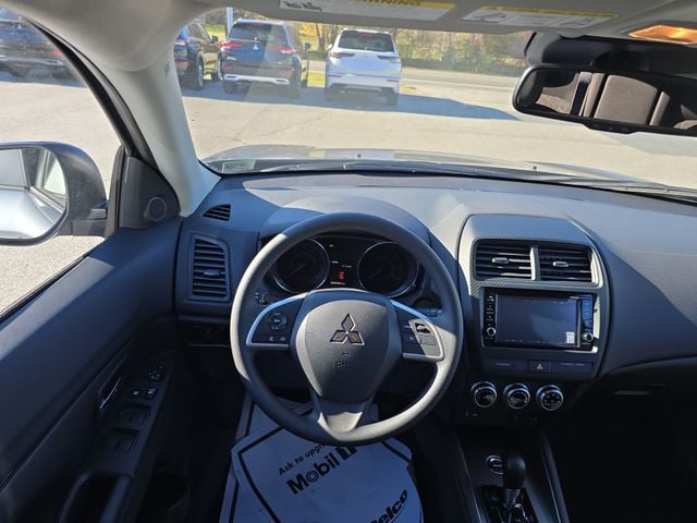 Pre-Owned 2025 Mitsubishi Outlander Sport 2.0 ES - photo - 11