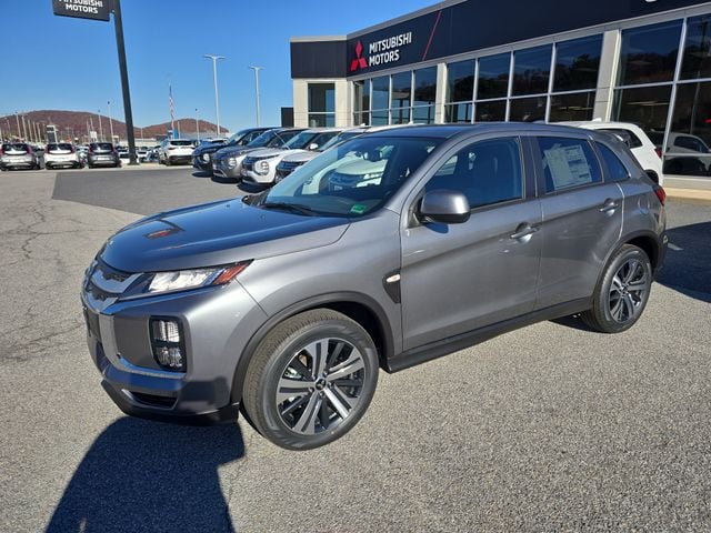 Pre-Owned 2025 Mitsubishi Outlander Sport 2.0 ES - photo - 1