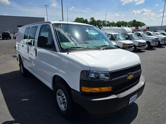 New 2026 Chevrolet Express 2500 Work Van - photo - 9