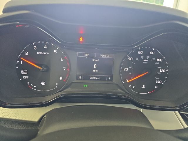 Pre-Owned 2025 Chevrolet Trax LS - photo - 16