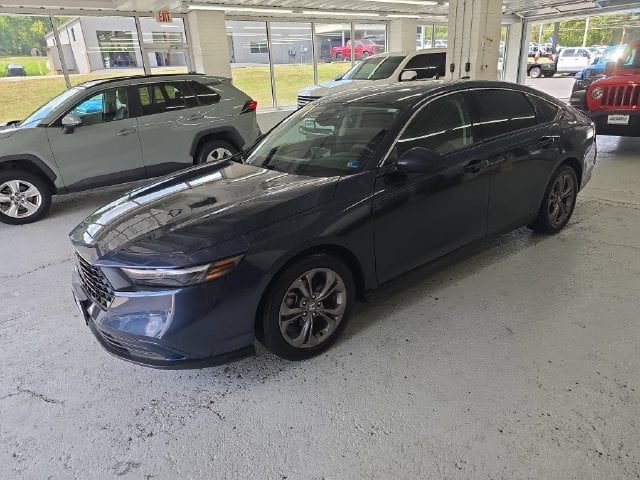 Pre-Owned 2024 Honda Accord EX - photo - 1
