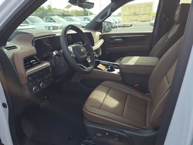 New 2026 Chevrolet Tahoe High Country - photo - 12