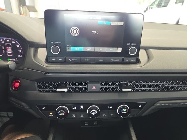 Pre-Owned 2023 Honda Accord EX - photo - 15