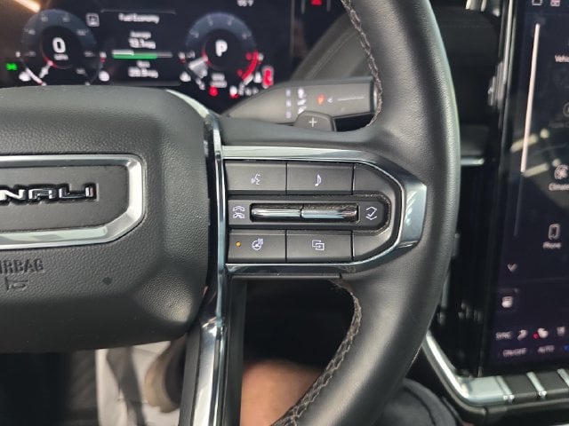 Pre-Owned 2025 GMC Yukon Denali - photo - 17