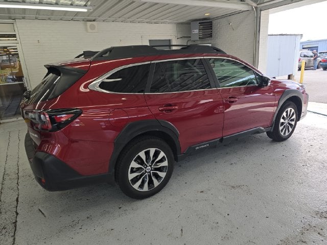 Pre-Owned 2025 Subaru Outback Limited - photo - 5