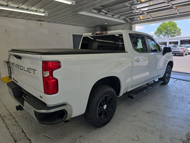 Pre-Owned 2023 Chevrolet Silverado 1500 LT - photo - 5