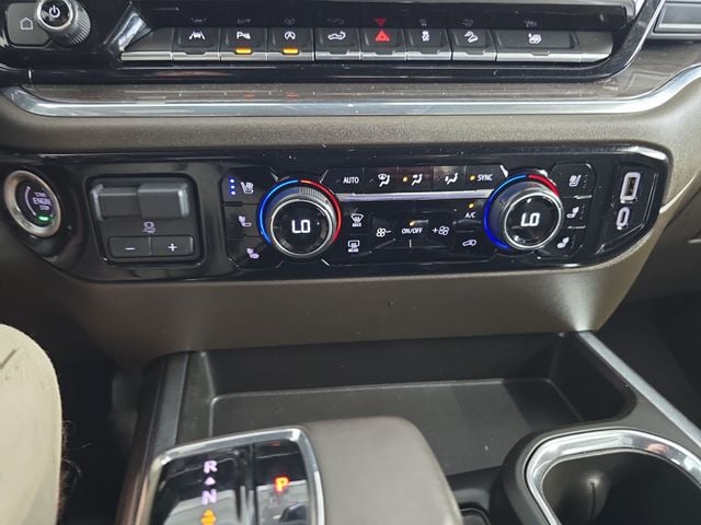 Pre-Owned 2024 Chevrolet Silverado 1500 LTZ - photo - 21