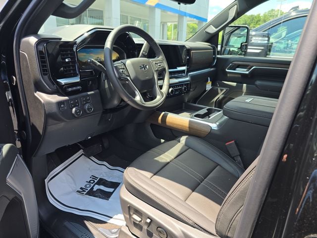 New 2026 Chevrolet Silverado 2500HD High Country - photo - 13
