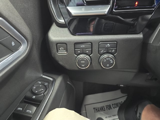 Pre-Owned 2022 Chevrolet Silverado 1500 LT - photo - 19