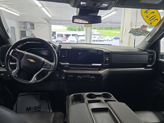Pre-Owned 2024 Chevrolet Silverado 2500HD LT - photo - 10