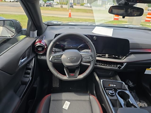 New 2027 Chevrolet Equinox RS - photo - 12