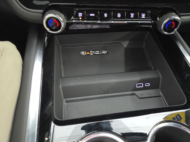 New 2026 Chevrolet Tahoe High Country - photo - 22