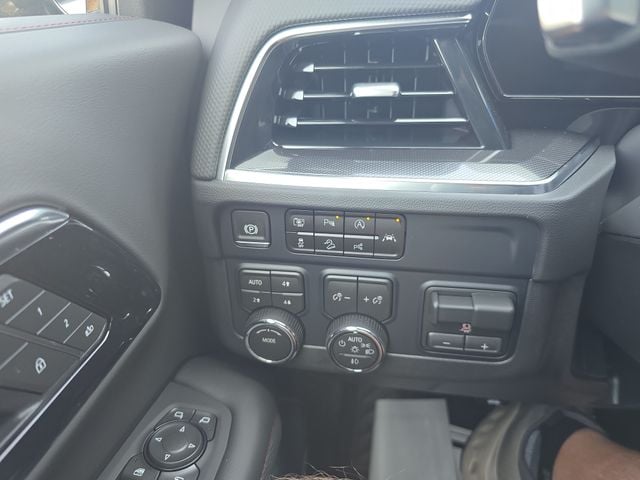 New 2026 Chevrolet Tahoe RST - photo - 19