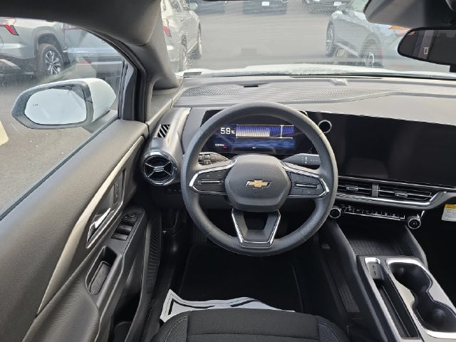 New 2026 Chevrolet Equinox EV LT - photo - 11