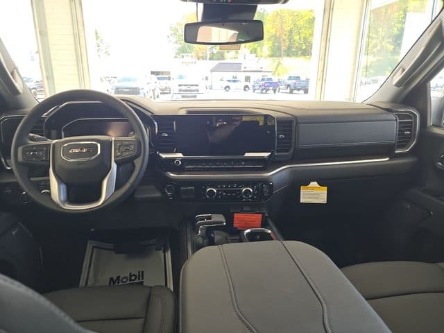New 2026 GMC Sierra 1500 SLT - photo - 10