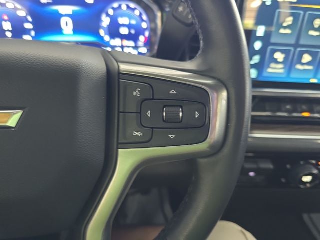Pre-Owned 2023 Chevrolet Silverado 1500 LT - photo - 16