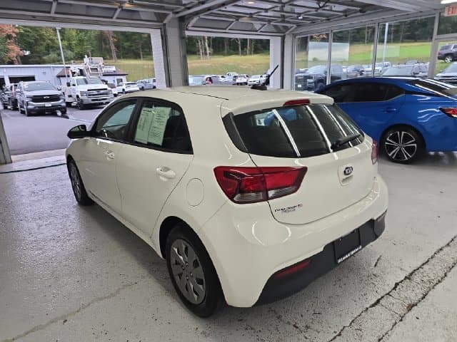 Pre-Owned 2020 Kia Rio S - photo - 2